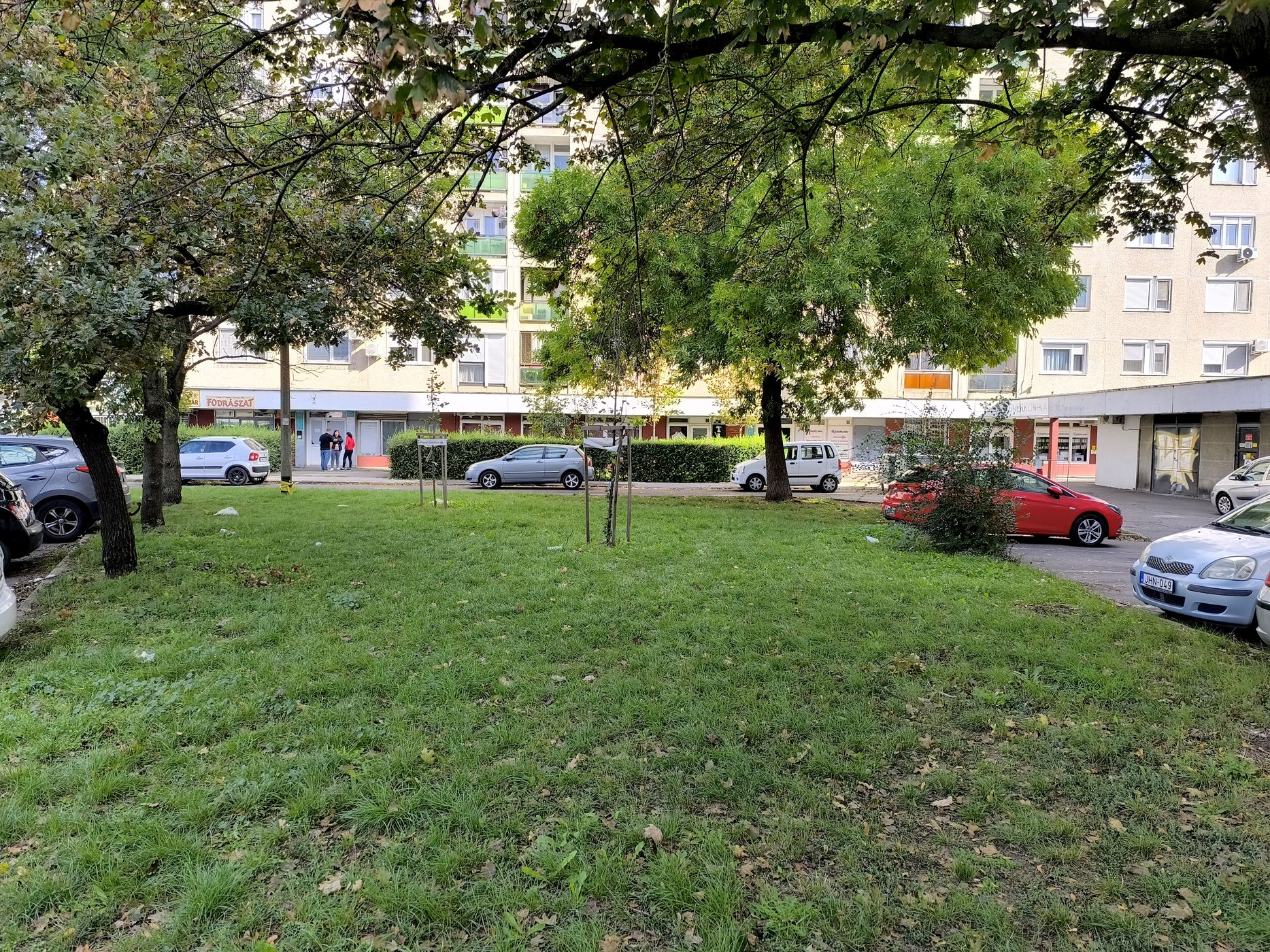 Debrecen, Belváros közeli, 3 szobás, loggiás lakás eladó!