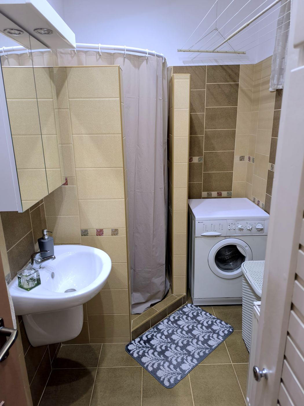 Debrecen – Homokkertben 105 m2 -es ikerház eladó!