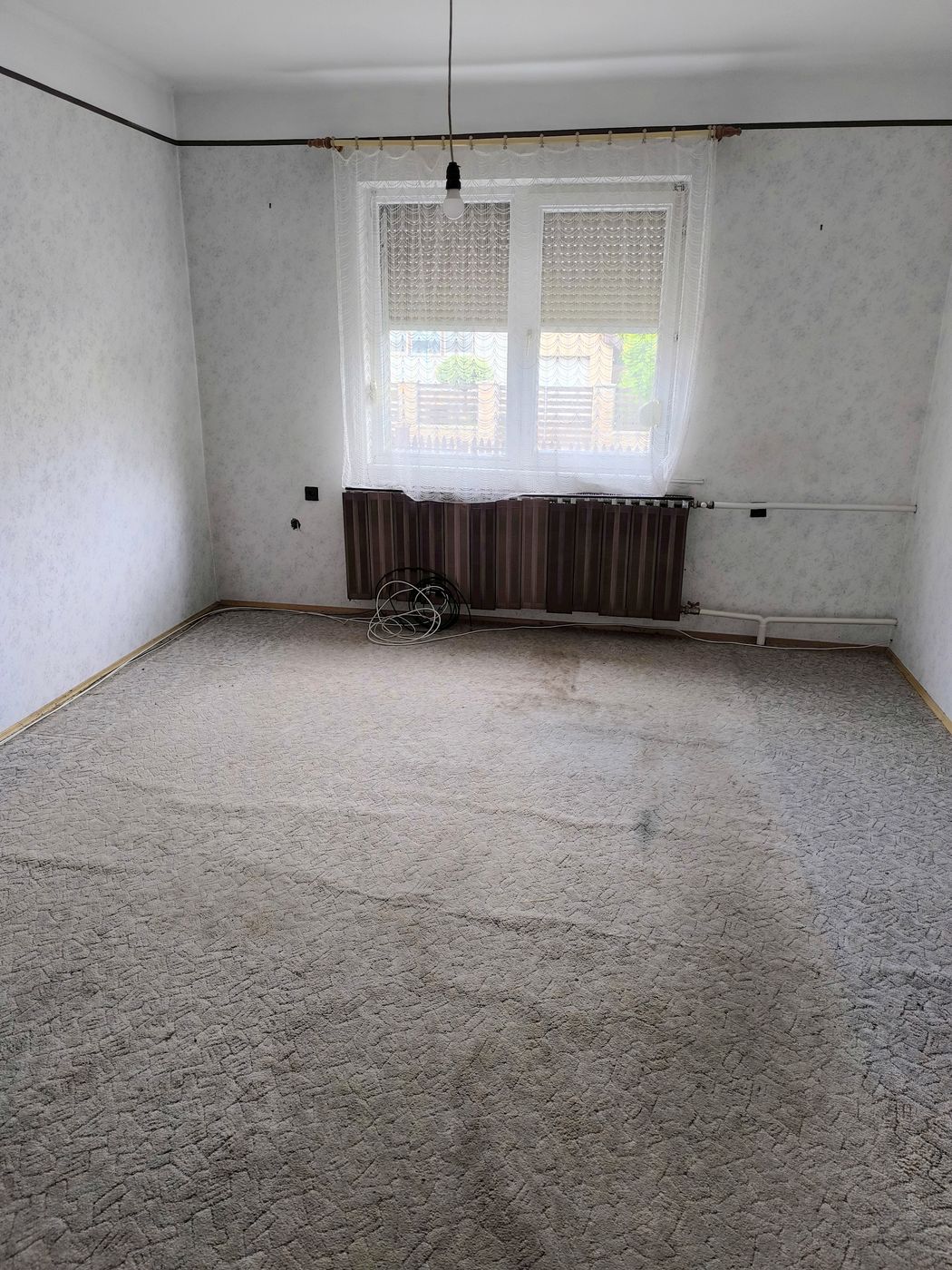 Debrecen, Csapókertben 2 szintes családi ház eladó!