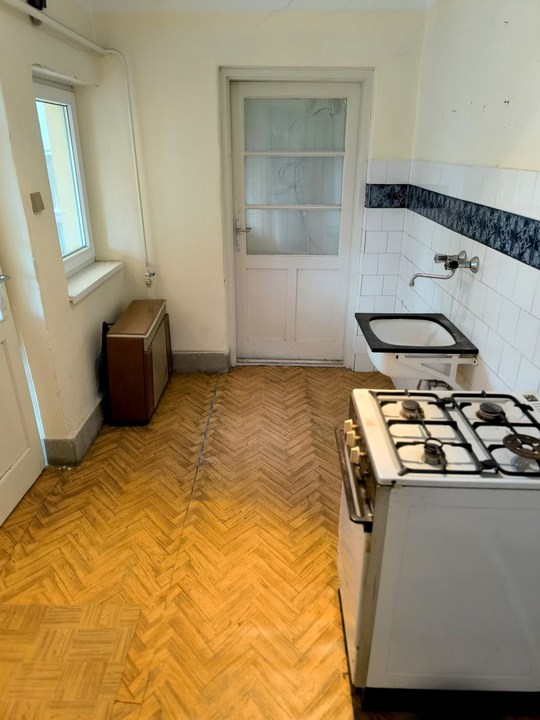 Debrecen, Csapókertben 2 szintes családi ház eladó!