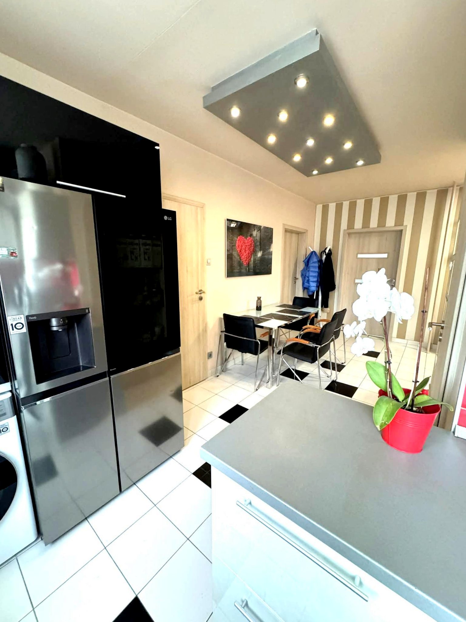 Debrecen, Tócóvölgyben 3 szobás, 2. emeleti lakás eladó!