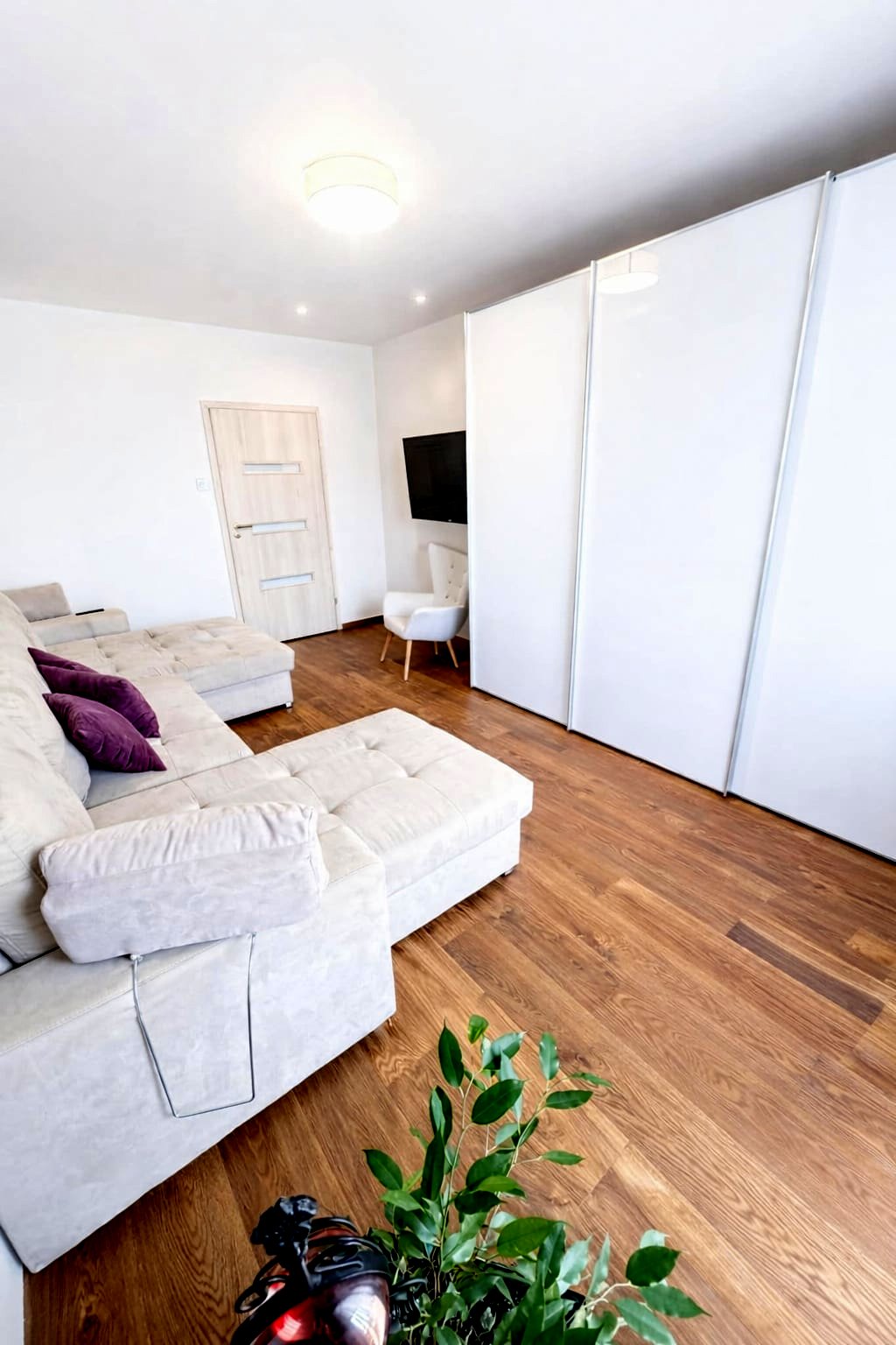 Debrecen, Tócóvölgyben 3 szobás, 2. emeleti lakás eladó!