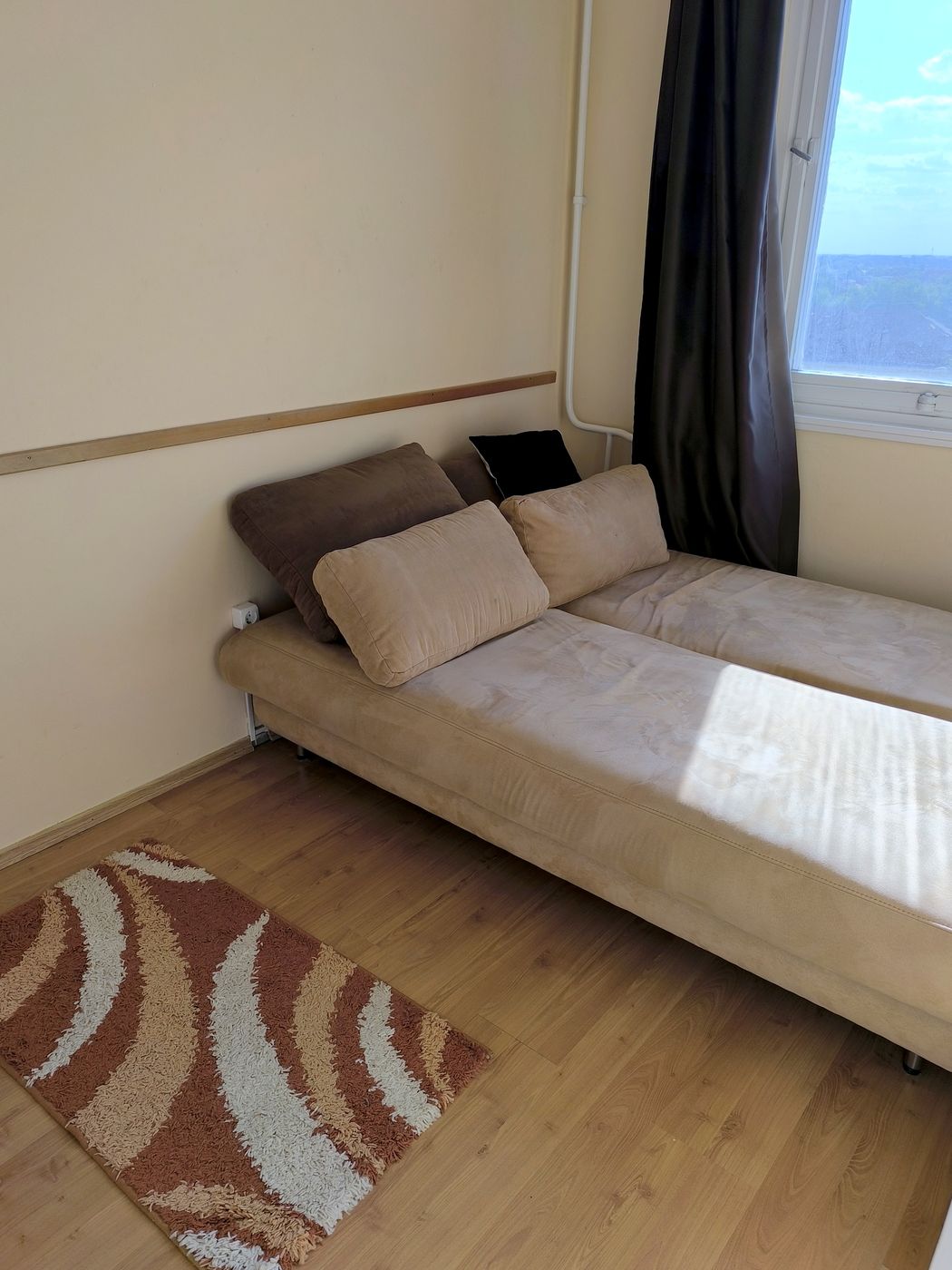 Debrecen Vénkertben, a Domokos Lajos utcán, 35 m²-es lakás eladó!