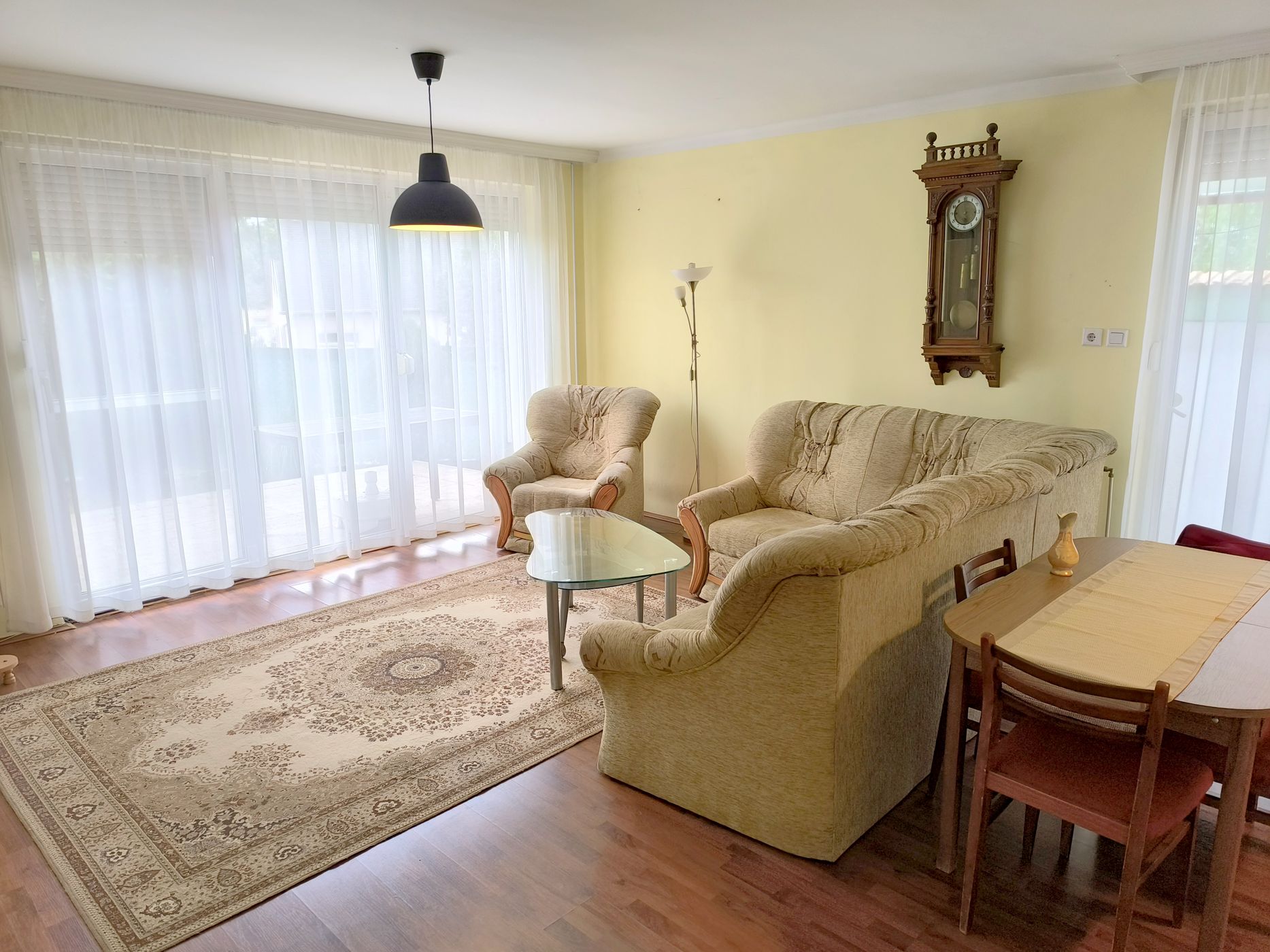 Debrecen Homokkertben 120 m²-es, 4 szobás otthon eladó!