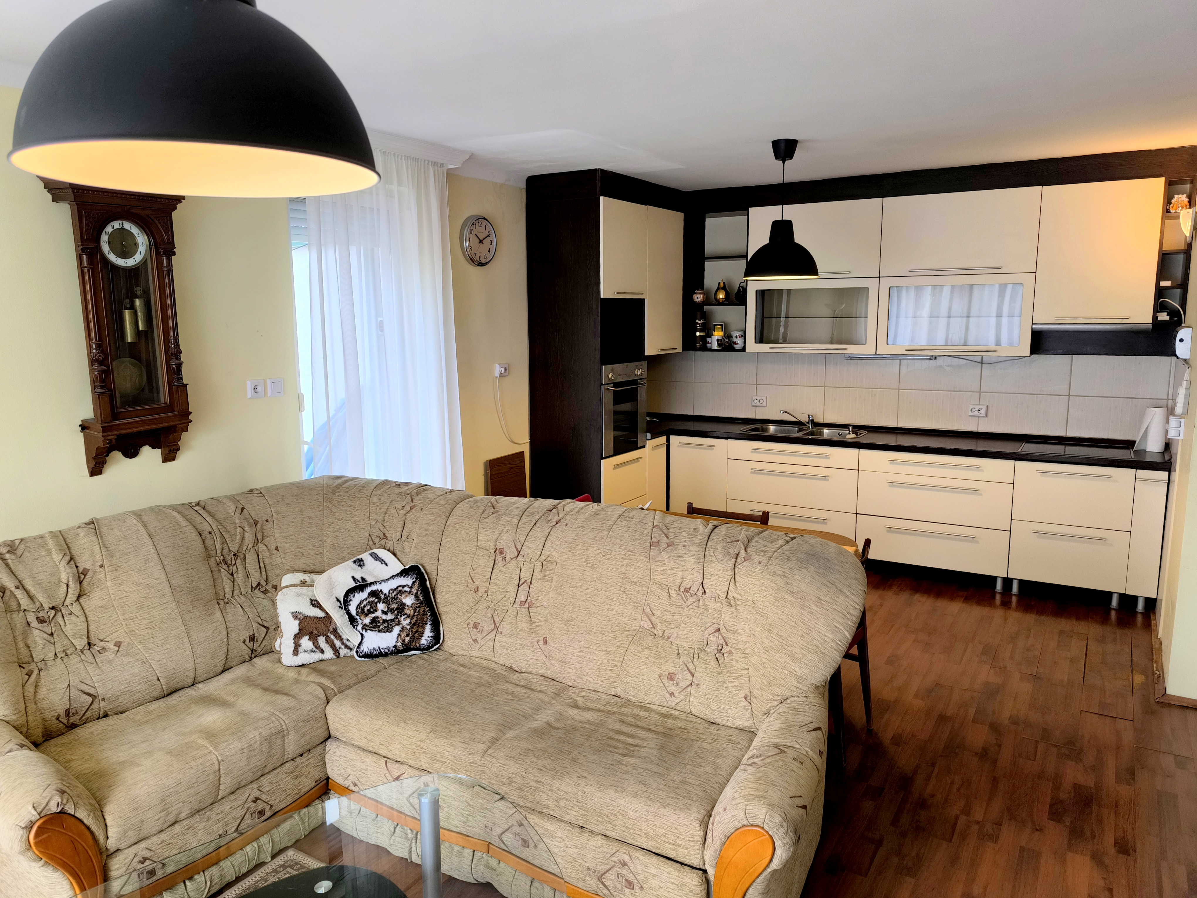 Debrecen Homokkertben 120 m²-es, 4 szobás otthon eladó!