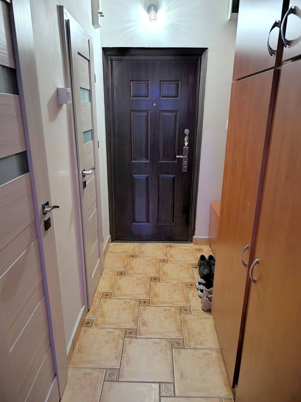 Debrecen, Tócóskert – Derék utcán FELÚJÍTOTT, ERKÉLYES lakás eladó!