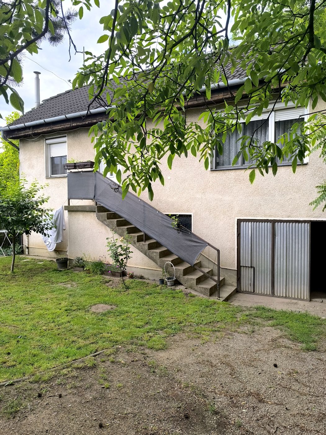 Eladó 140 m2 -es családi ház Debrecen Boldogfalvikertben!