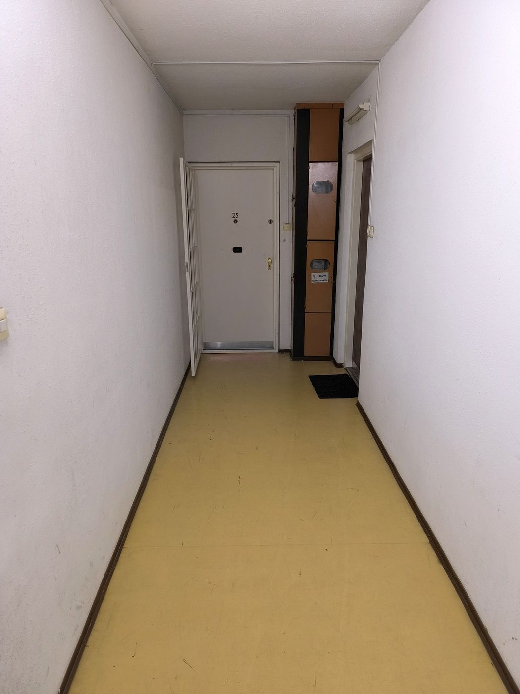 Debrecen Vezért utcán 41 m2 -es lakás eladó!